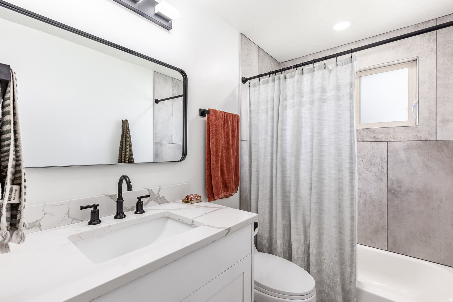 10251 S 535 E, Sandy, UT, 84070