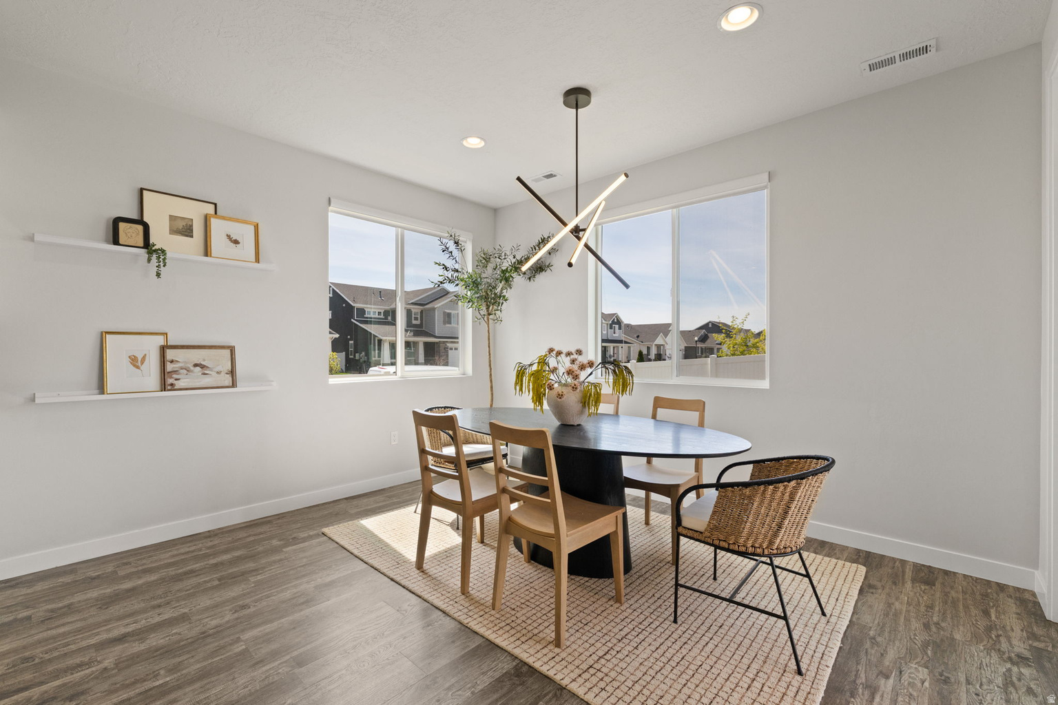 3504 S LAUREL LN, Syracuse, UT, 84075