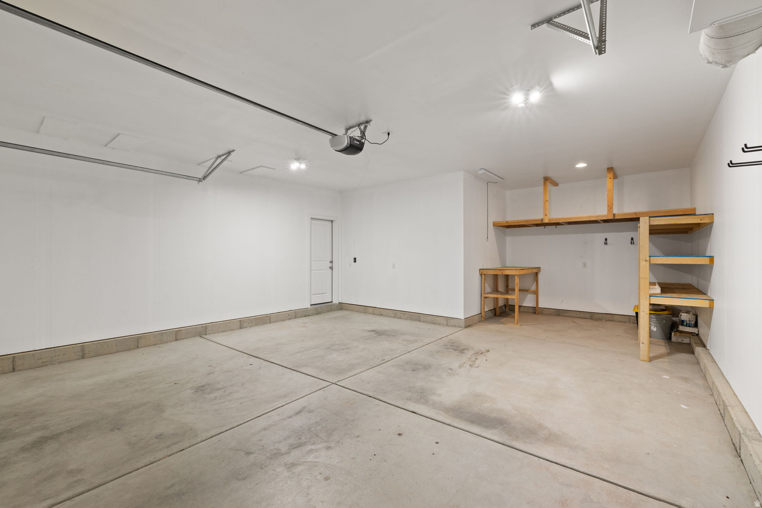 3504 S LAUREL LN, Syracuse, UT, 84075