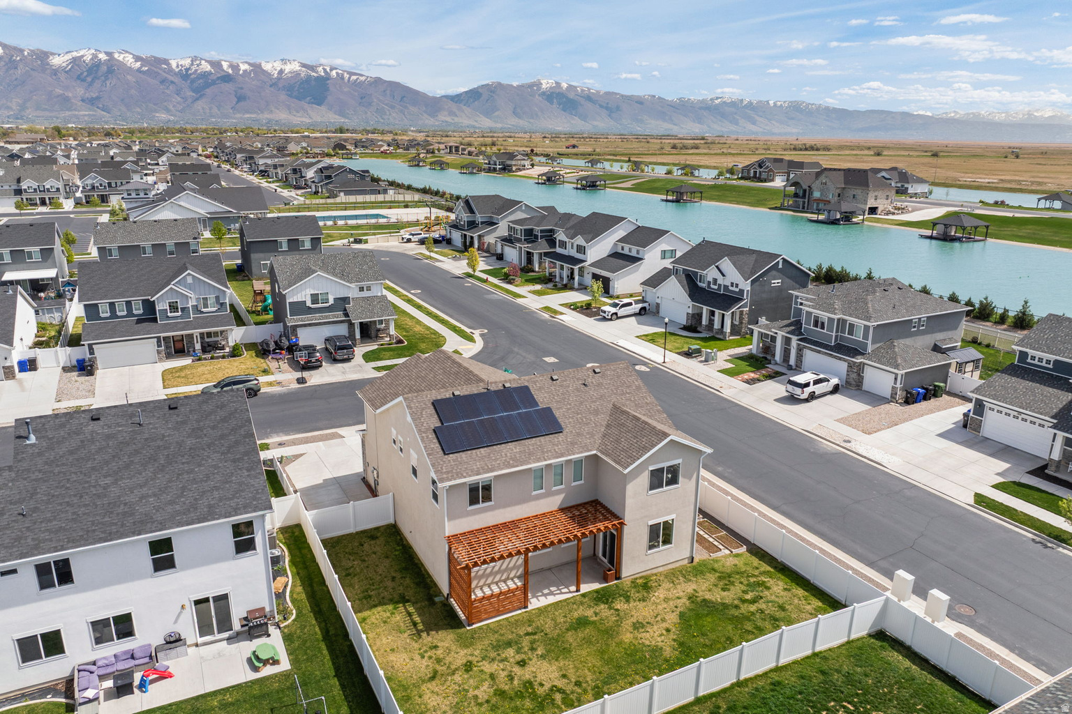 3504 S LAUREL LN, Syracuse, UT, 84075