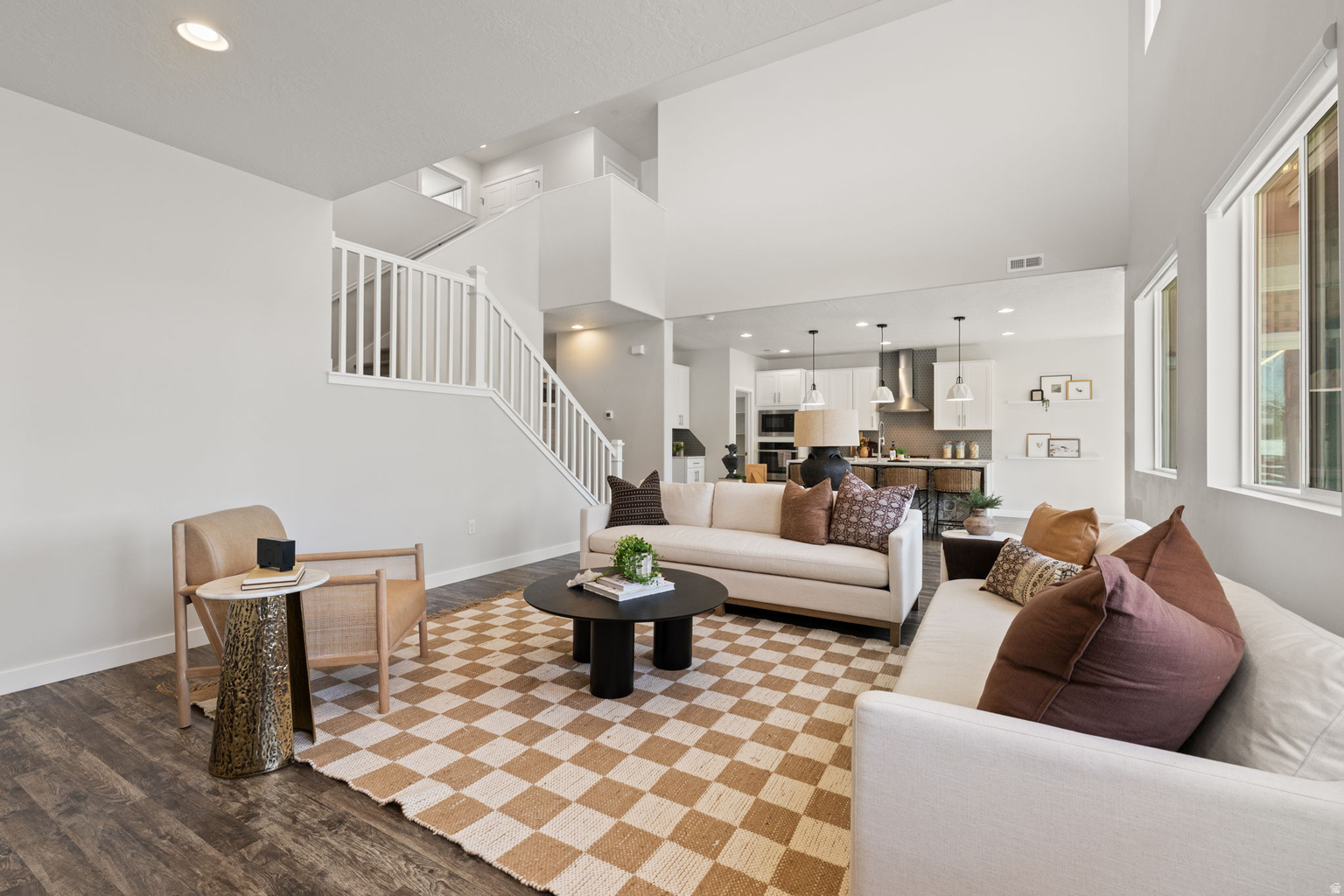 3504 S LAUREL LN, Syracuse, UT, 84075