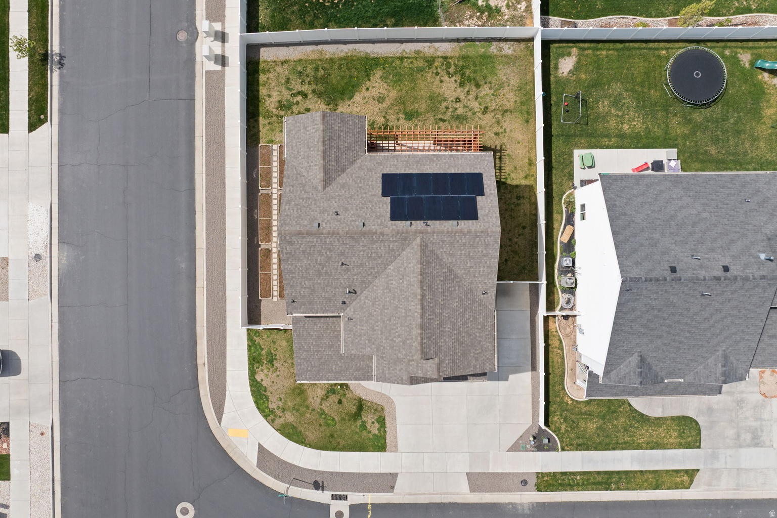 3504 S LAUREL LN, Syracuse, UT, 84075