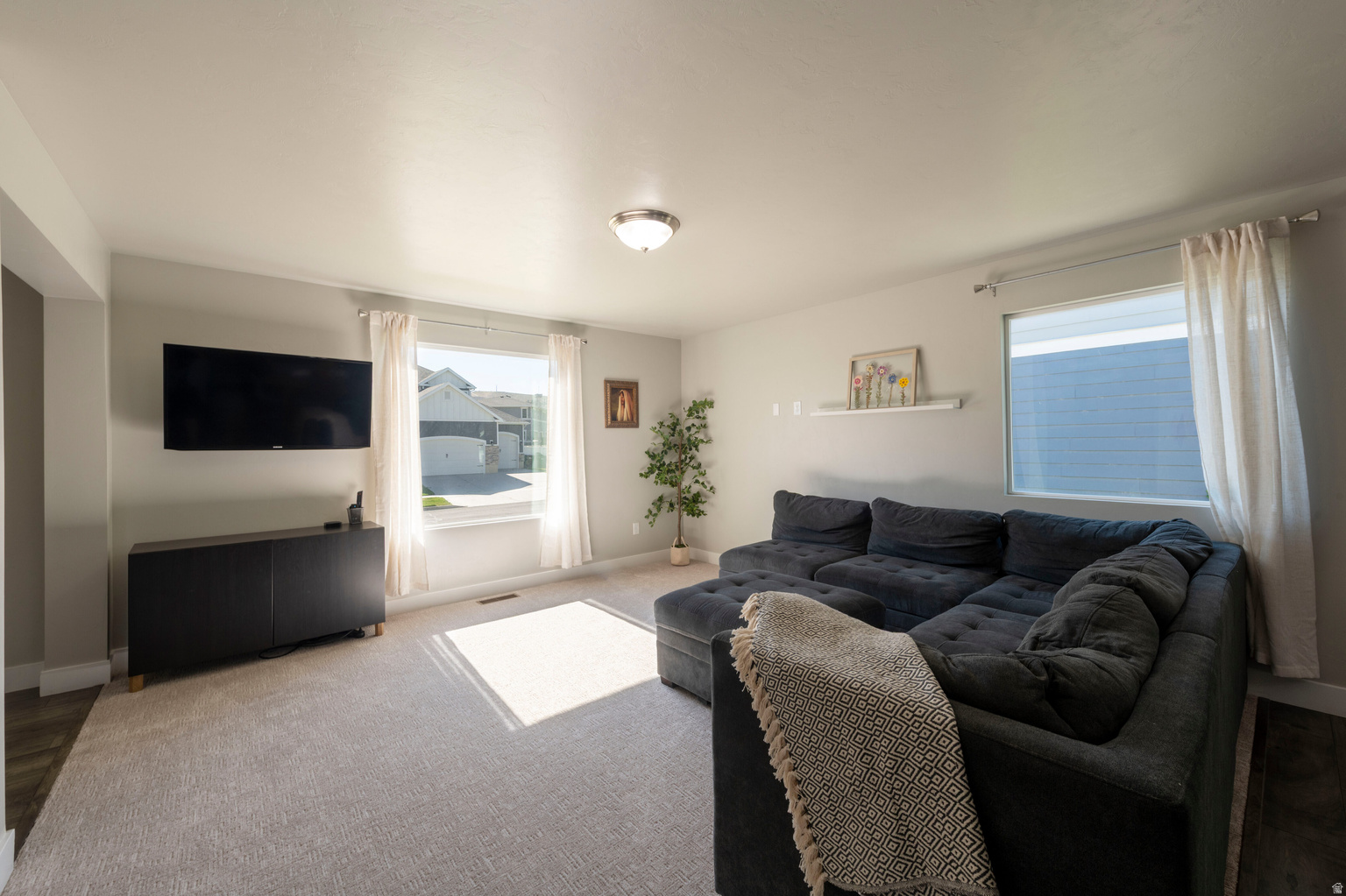 15120 S BATTLE DR W, Bluffdale, UT, 84065