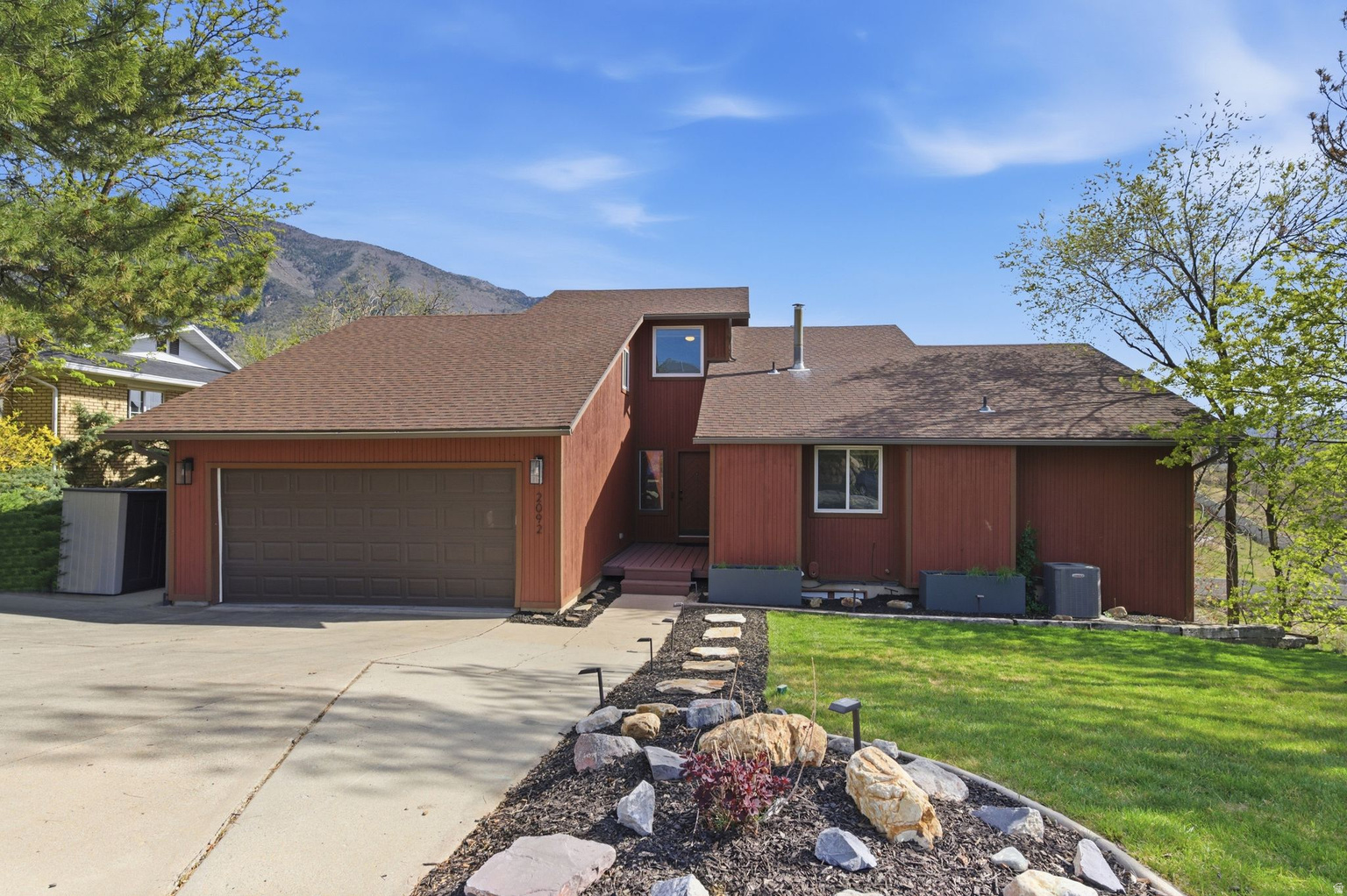 2092 E 11270 S, Sandy, UT, 84092