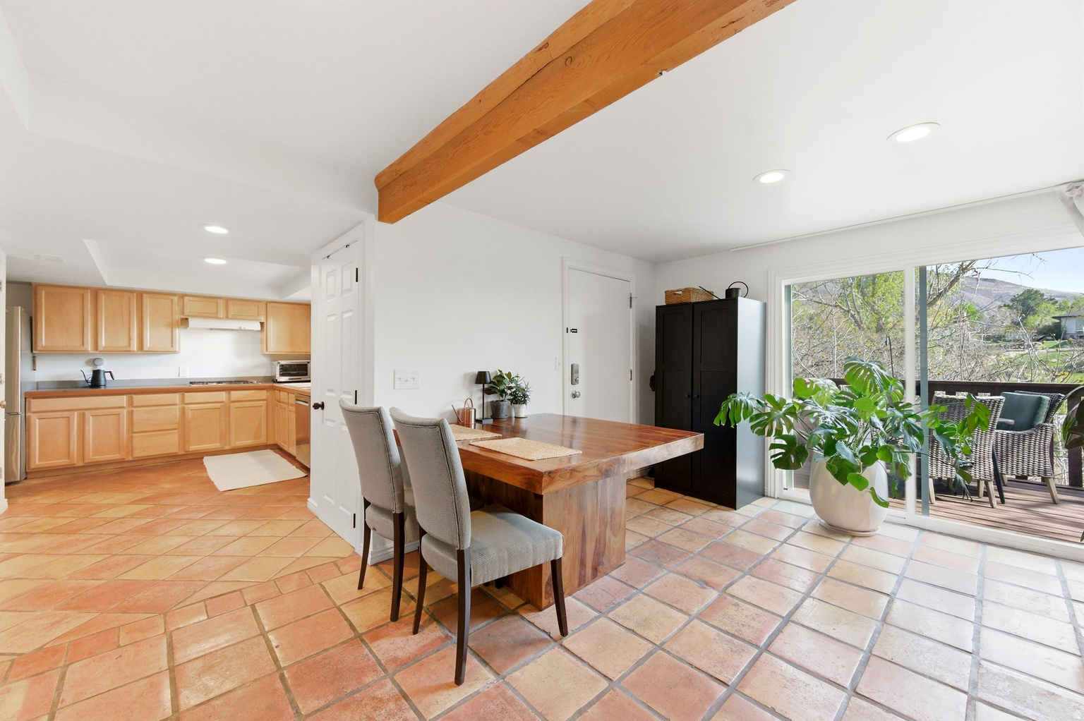 2092 E 11270 S, Sandy, UT, 84092