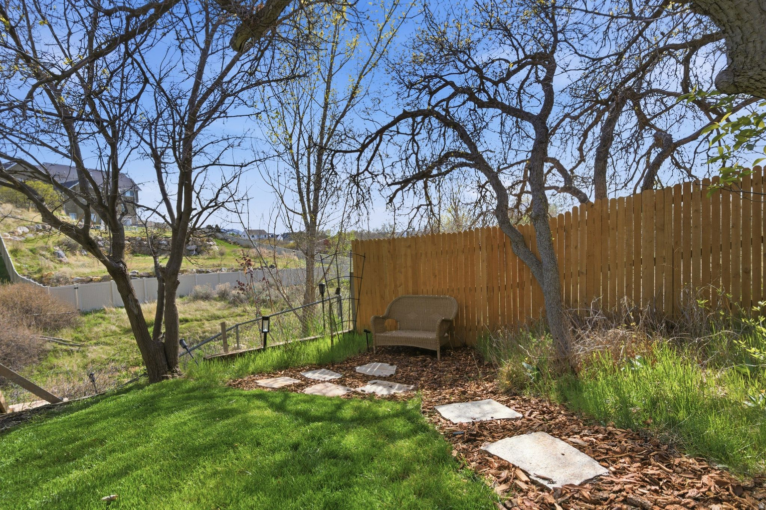 2092 E 11270 S, Sandy, UT, 84092