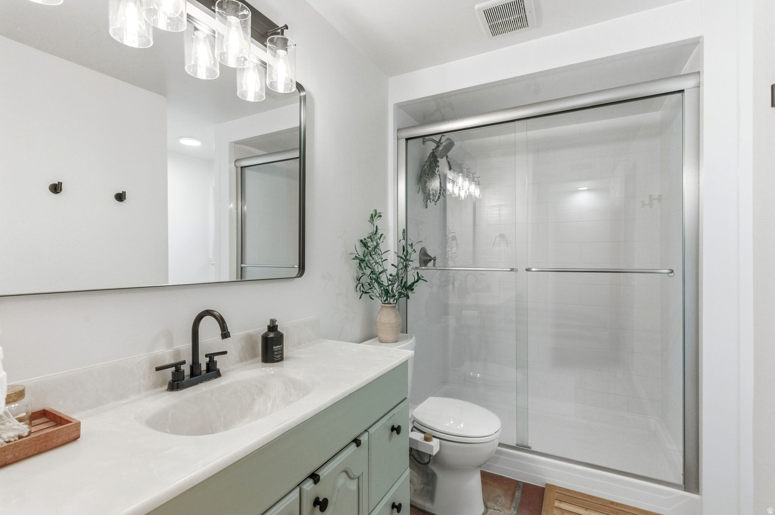 2092 E 11270 S, Sandy, UT, 84092