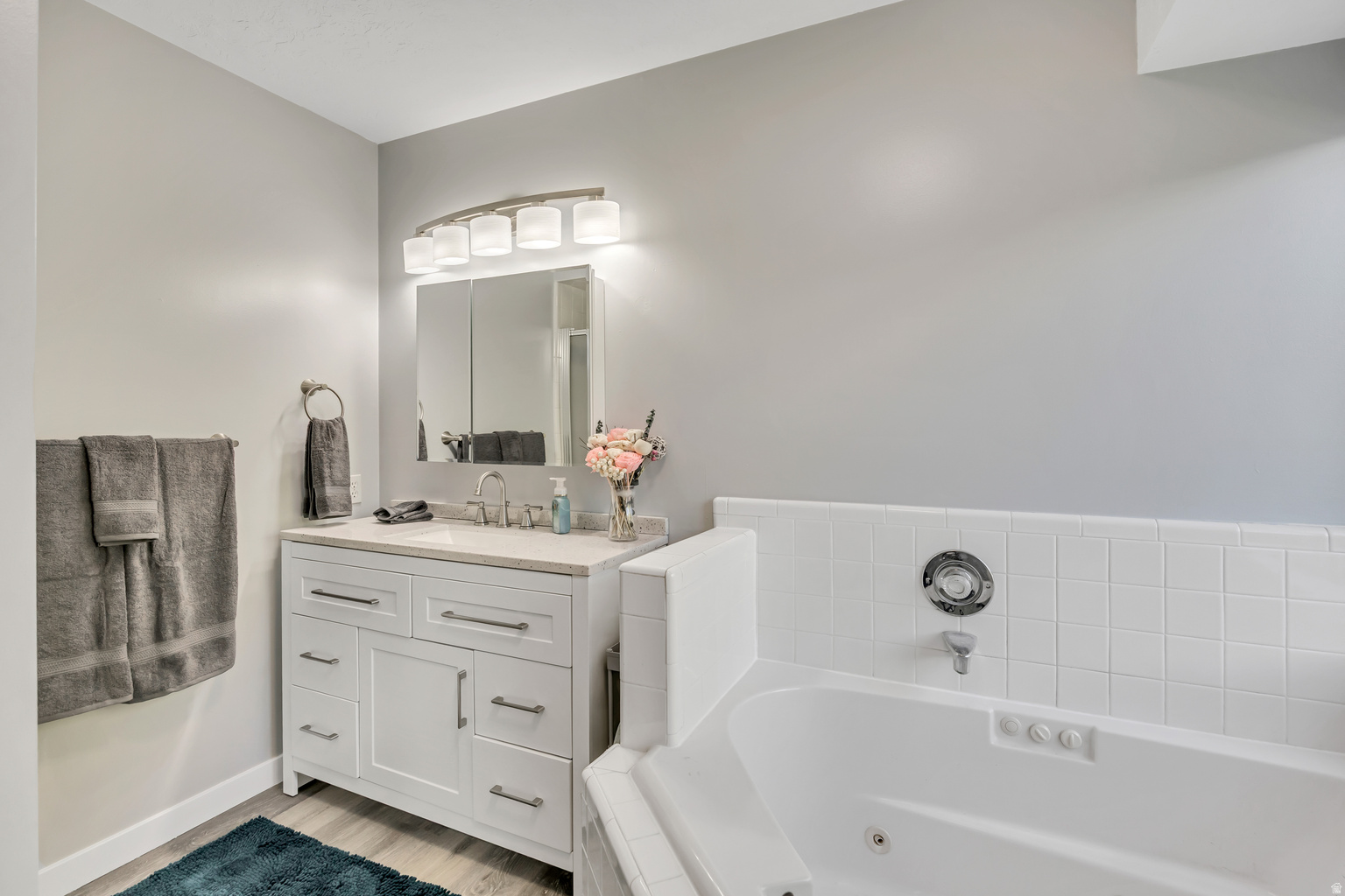 65 W 850 S, Centerville, UT, 84014