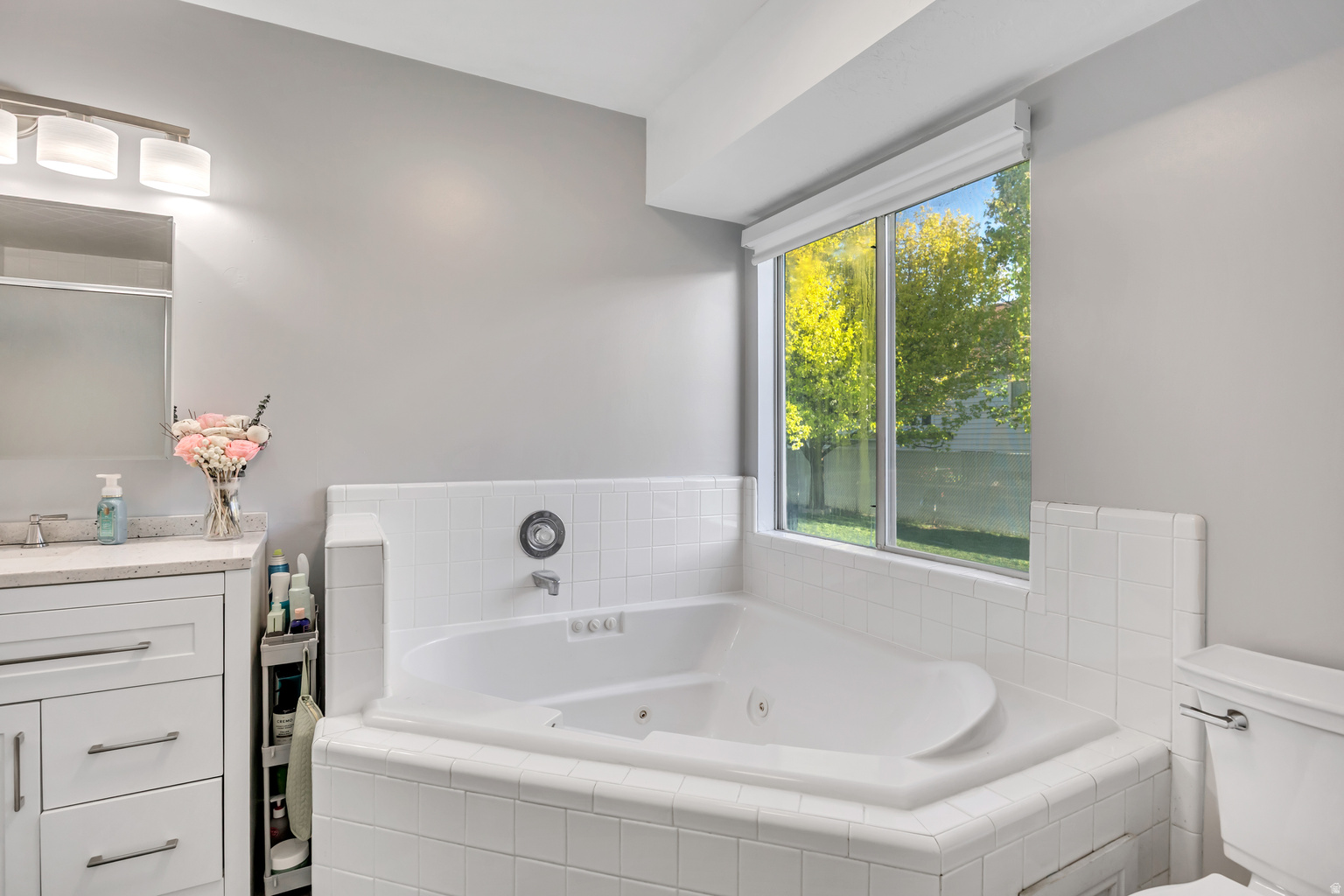 65 W 850 S, Centerville, UT, 84014