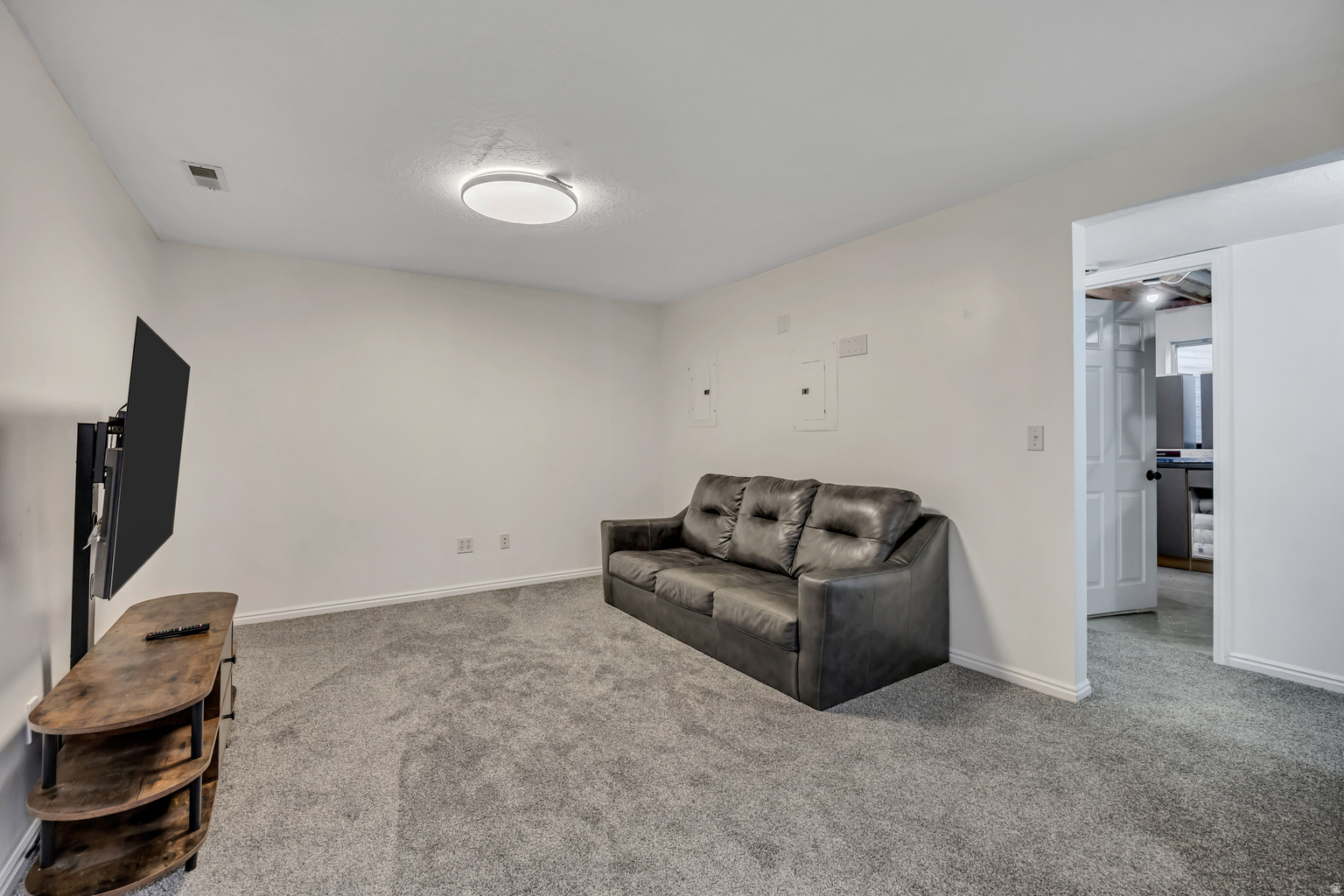 65 W 850 S, Centerville, UT, 84014