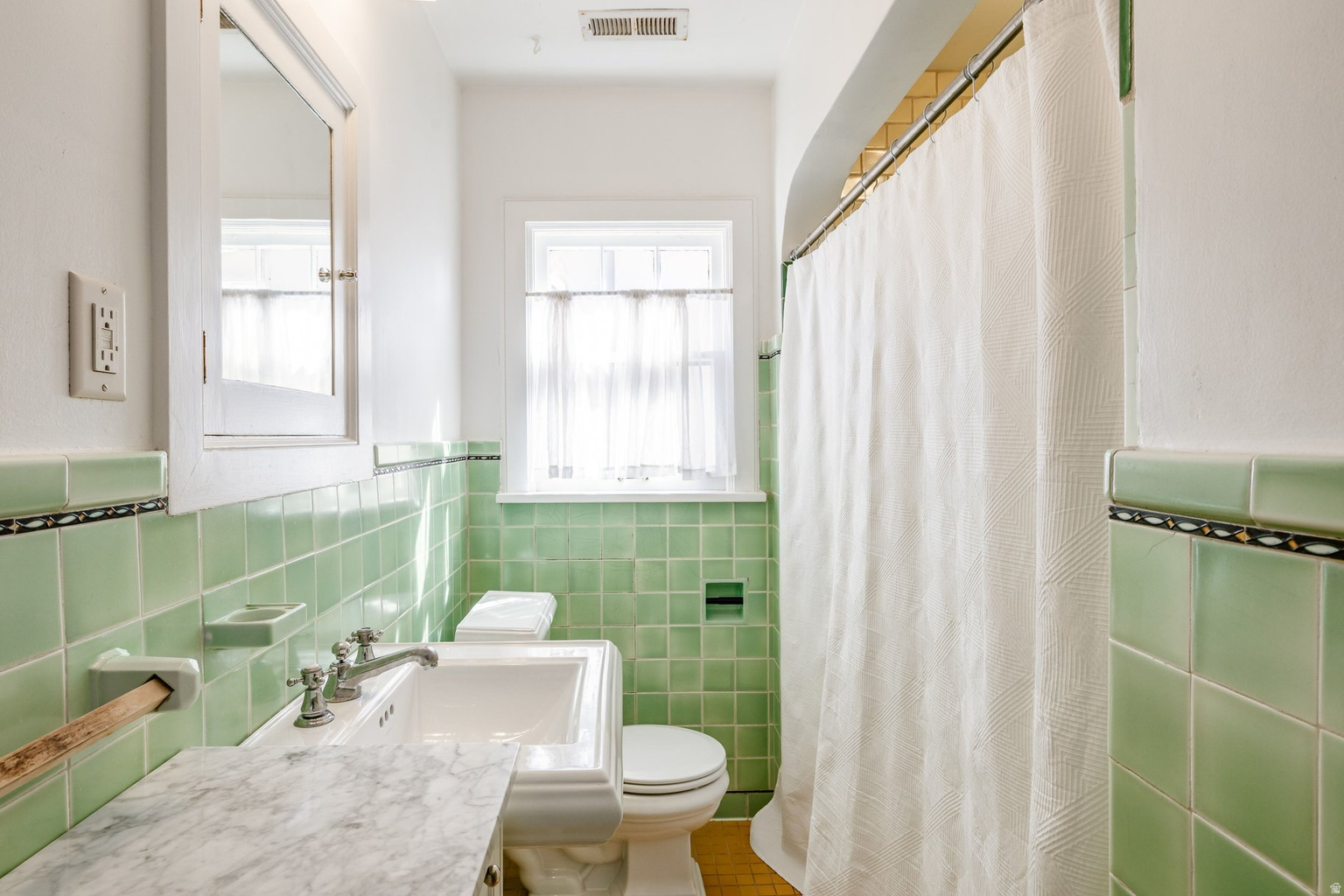 1340 E 2ND AVE, Salt  Lake  City, UT, 84103