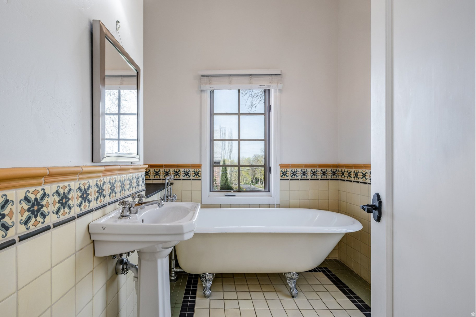 1340 E 2ND AVE, Salt  Lake  City, UT, 84103