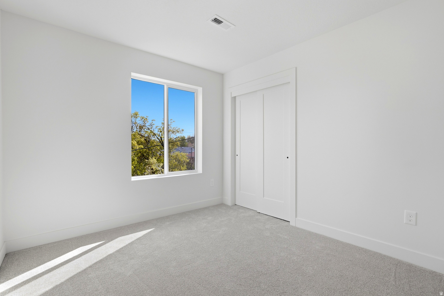 7645 S 300 E, Sandy, UT, 84047