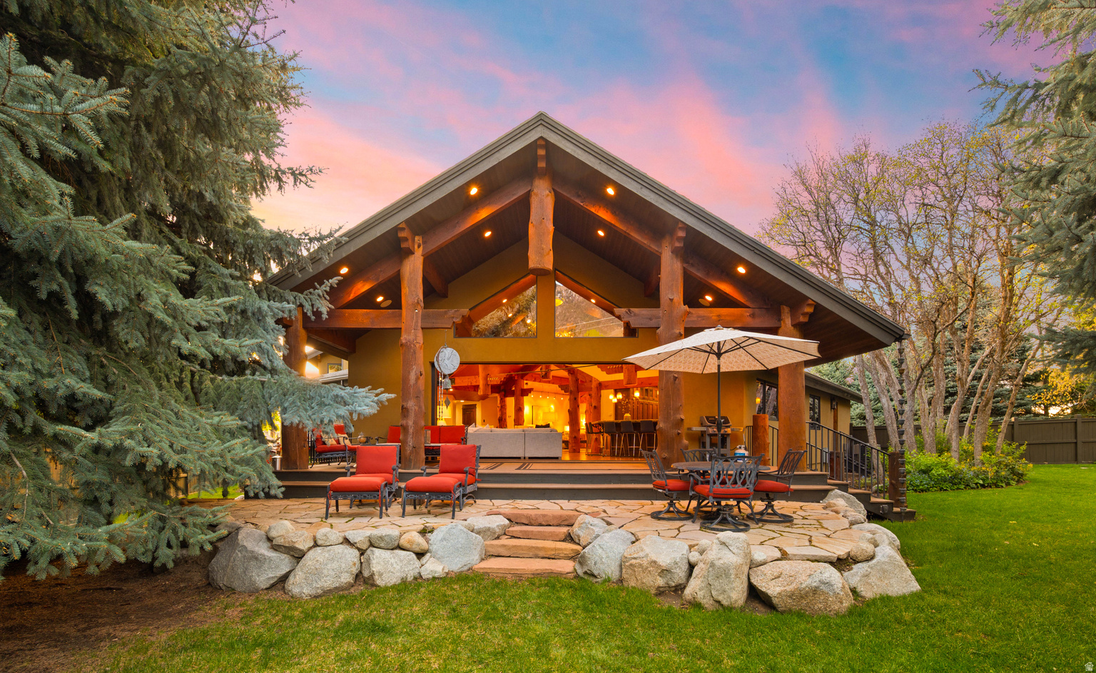 10280 S DIMPLE DELL RD, Sandy, UT, 84092