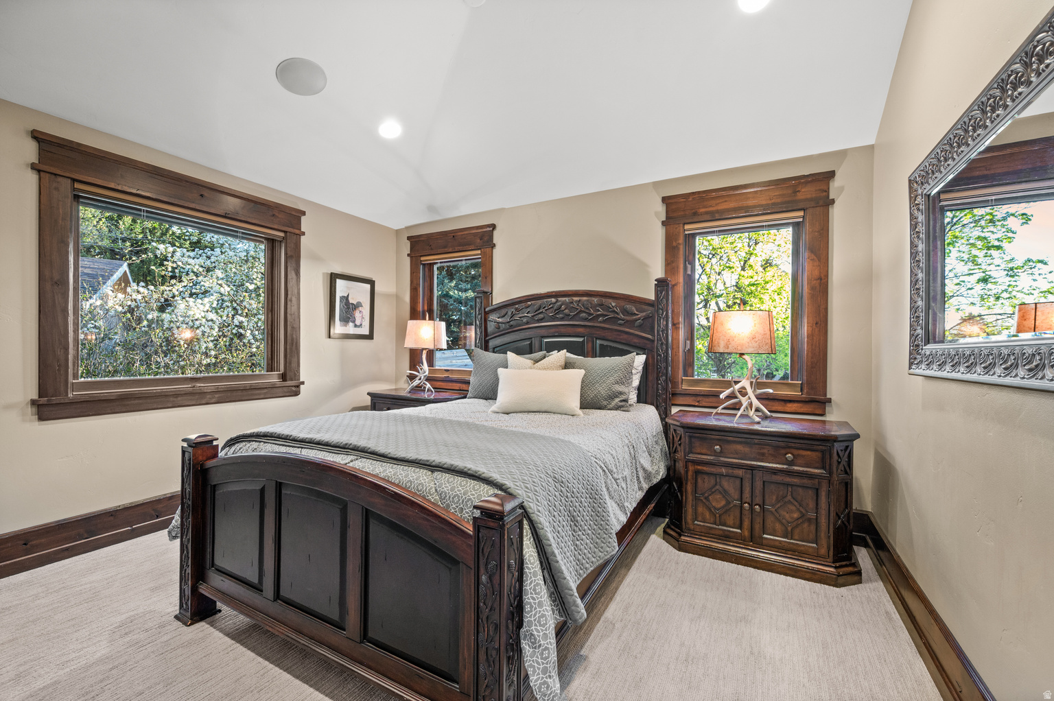 10280 S DIMPLE DELL RD, Sandy, UT, 84092