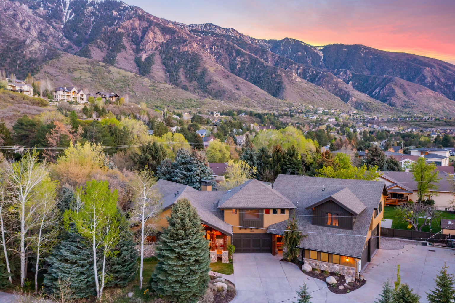 10280 S DIMPLE DELL RD, Sandy, UT, 84092