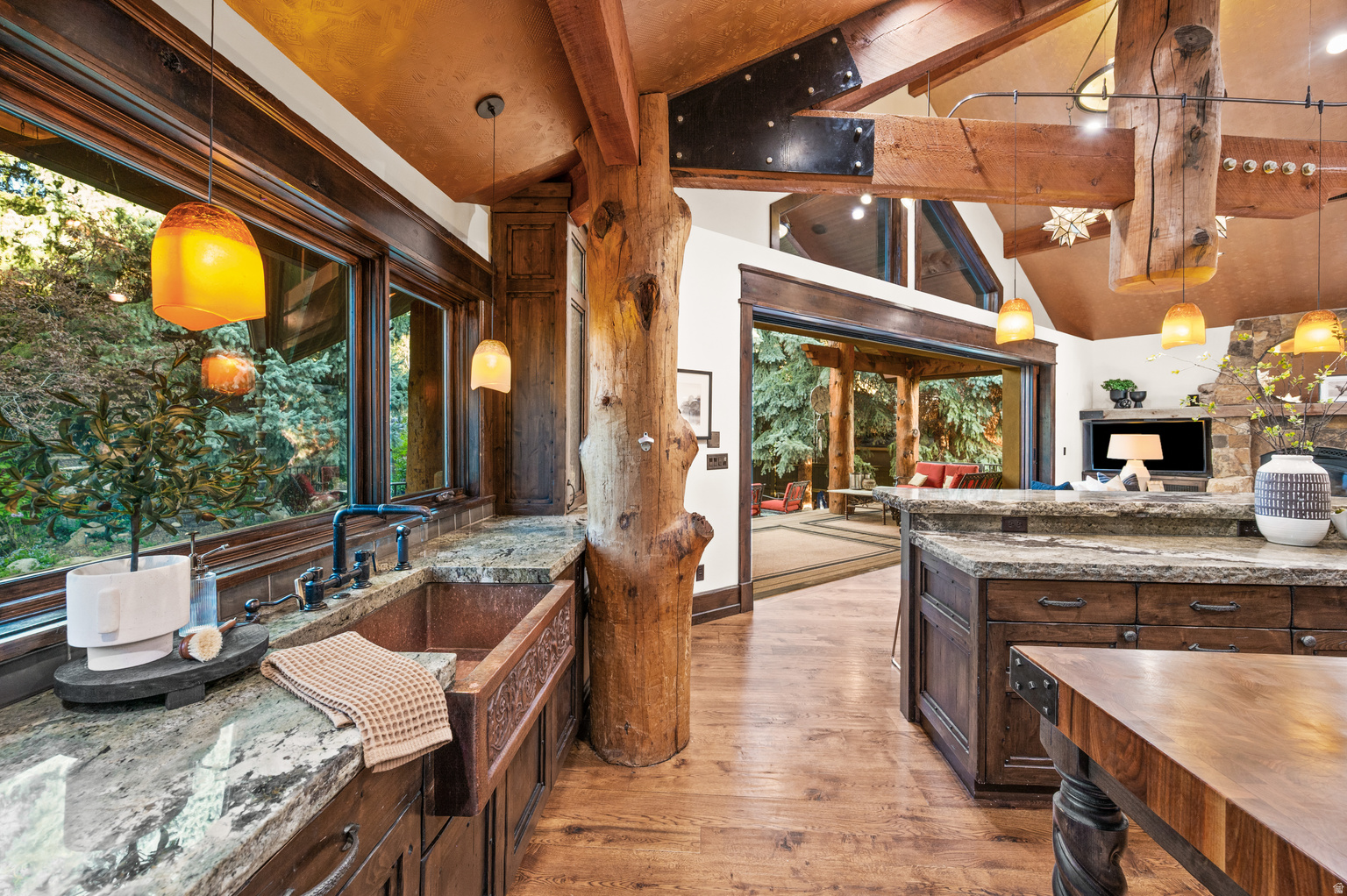 10280 S DIMPLE DELL RD, Sandy, UT, 84092