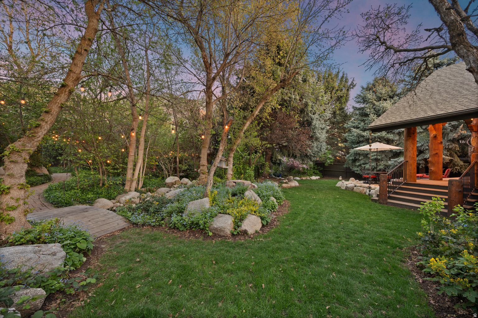 10280 S DIMPLE DELL RD, Sandy, UT, 84092