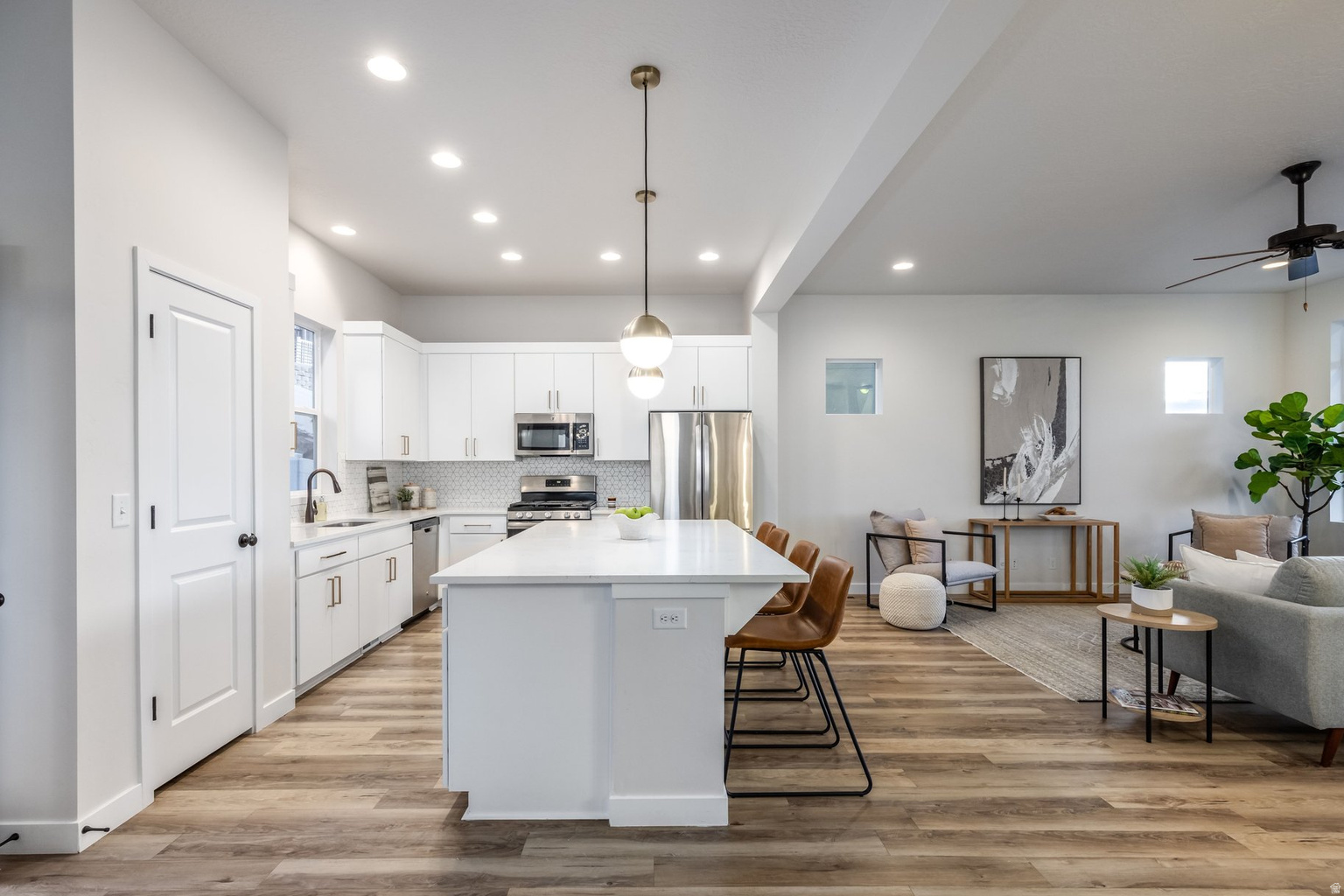 994 E DEER ARCH LN, Draper, UT, 84020