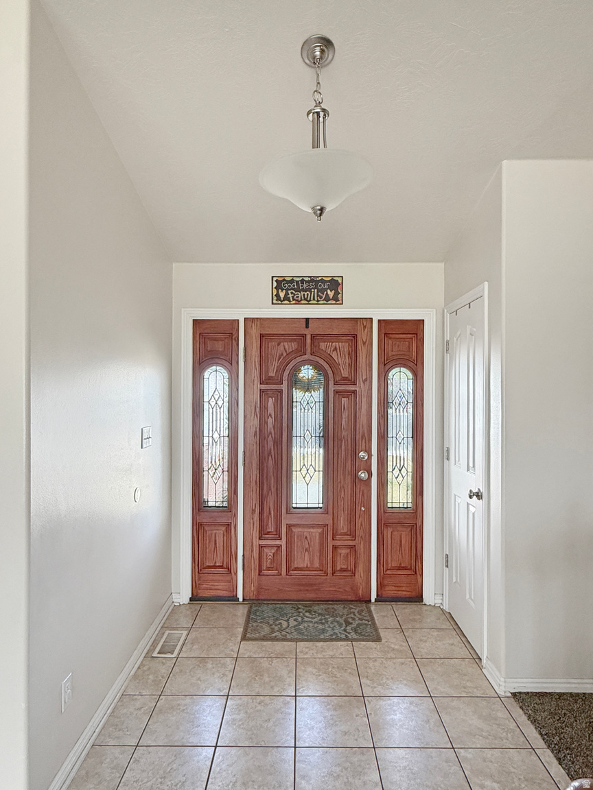 210 E 300 S, Castle  Dale, UT, 84513