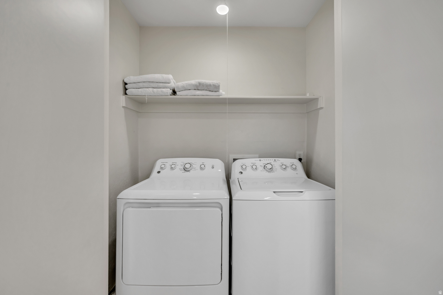 1797 E SKI VIEW DR DR, Sandy, UT, 84092