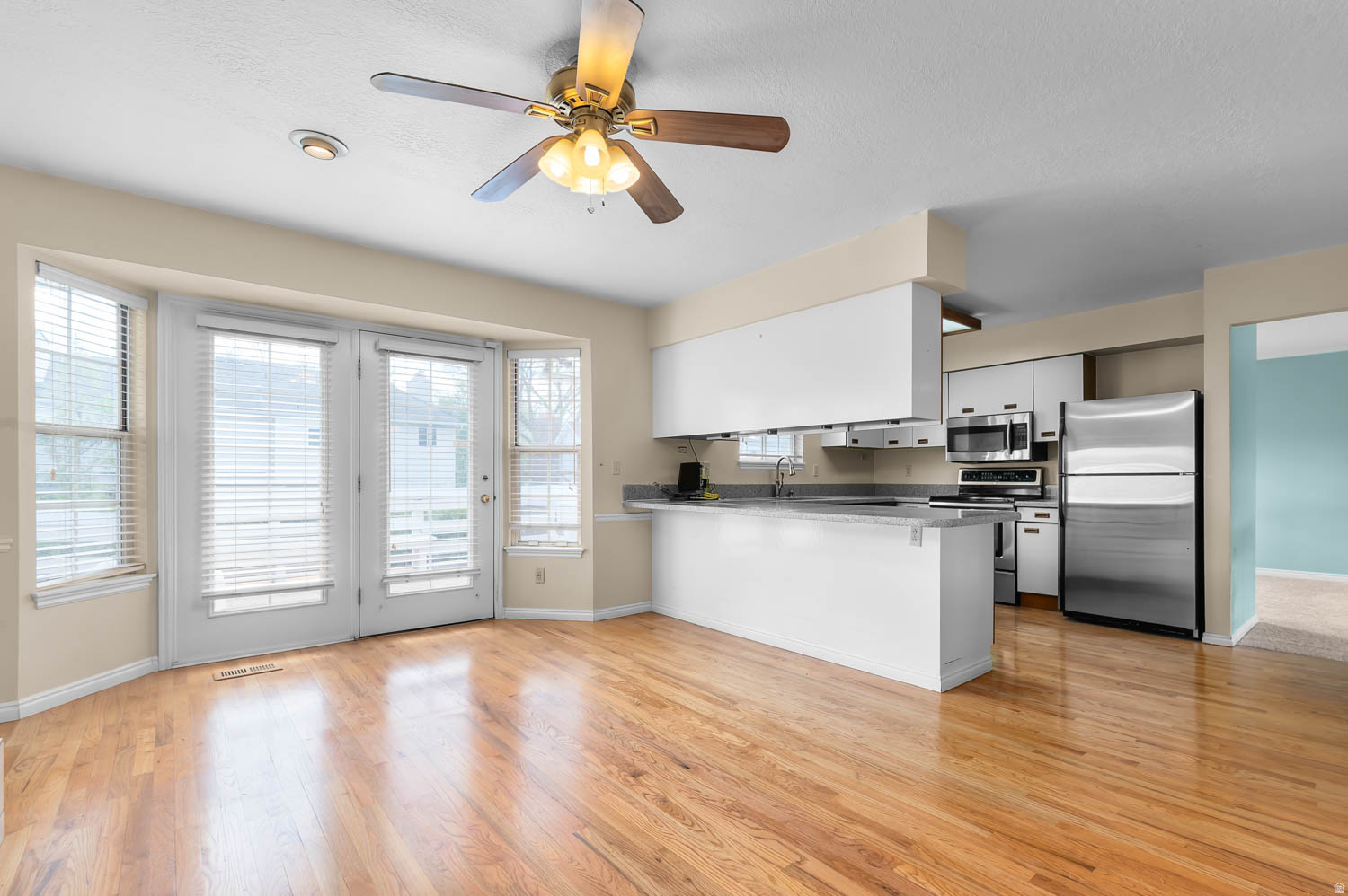 1822 E 9800 S, Sandy, UT, 84092