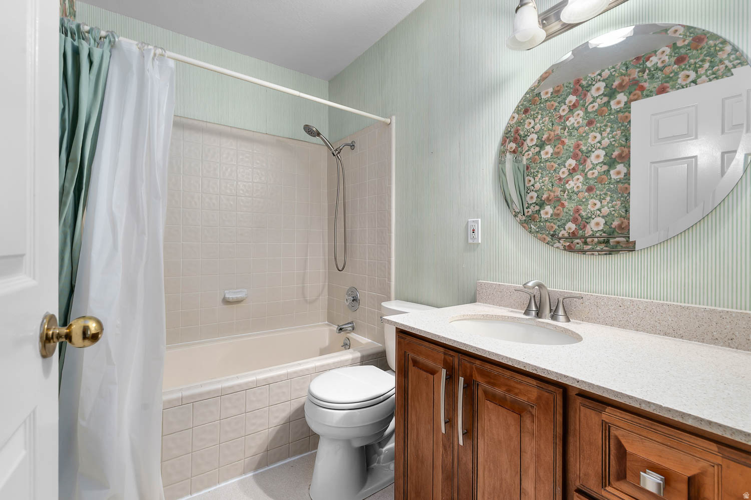 1822 E 9800 S, Sandy, UT, 84092