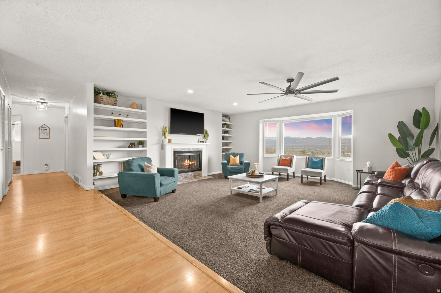 9750 S INDIAN RIDGE DR, Sandy, UT, 84092