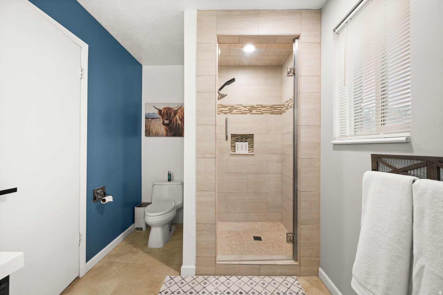 9750 S INDIAN RIDGE DR, Sandy, UT, 84092