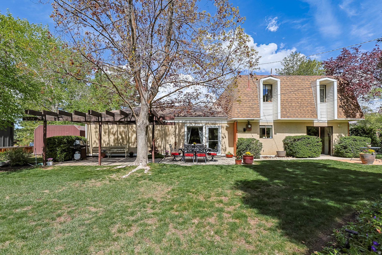 2738 E SNOW MOUNTAIN DR, Sandy, UT, 84093