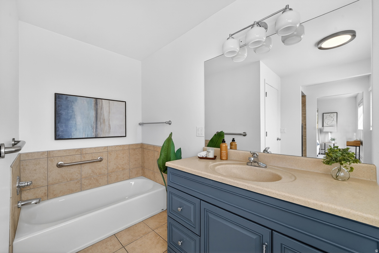 2463 E BLAINE AVE, Salt  Lake  City, UT, 84108