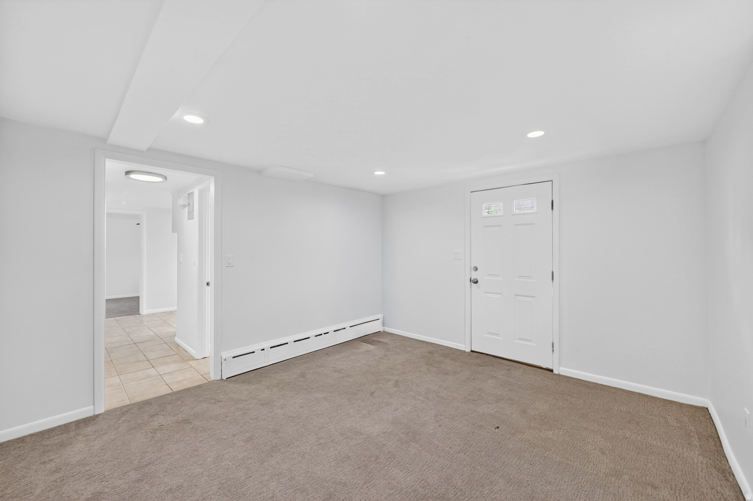 2463 E BLAINE AVE, Salt  Lake  City, UT, 84108