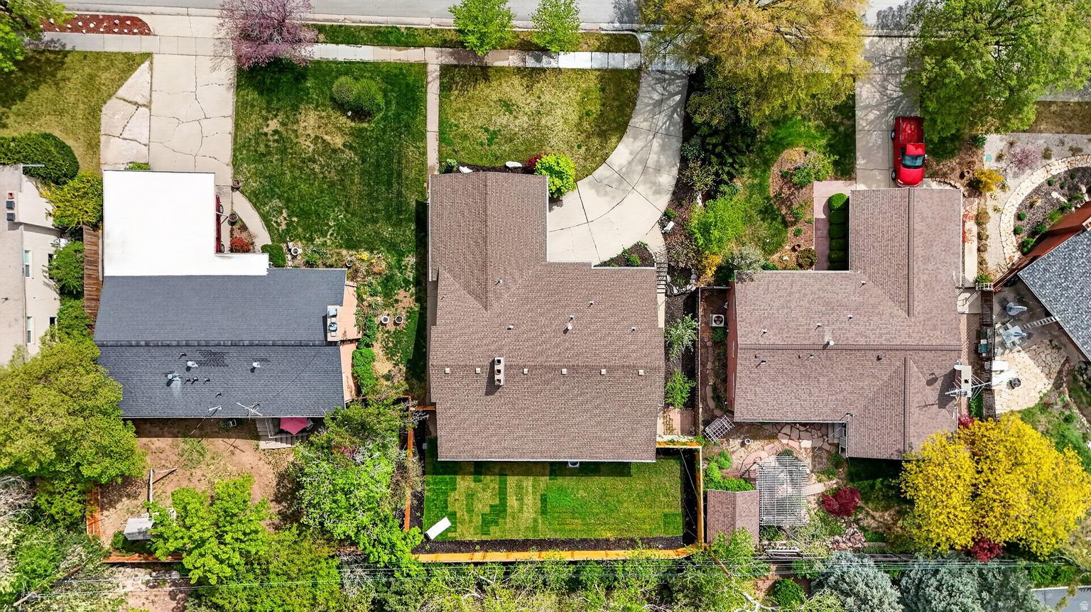 2463 E BLAINE AVE, Salt  Lake  City, UT, 84108