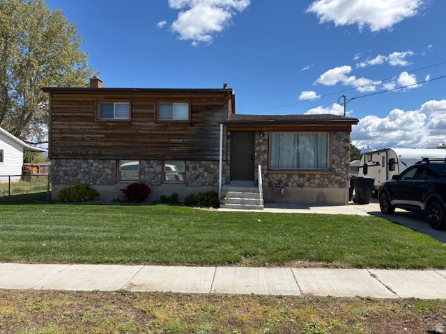 1148 N 3000 W, Clinton, UT, 84015