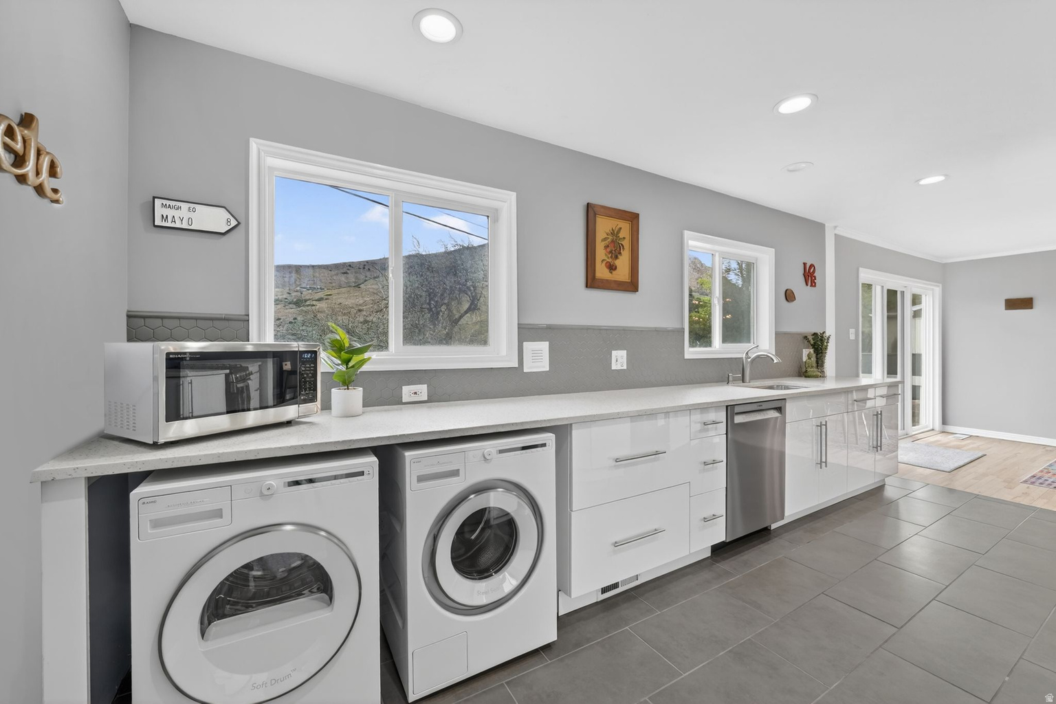 3231 E LOUISE AVE, Millcreek, UT, 84109