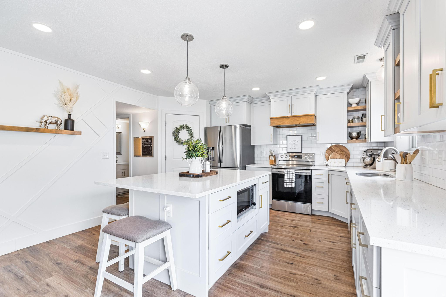 222 S 1170 E, Hyrum, UT, 84319