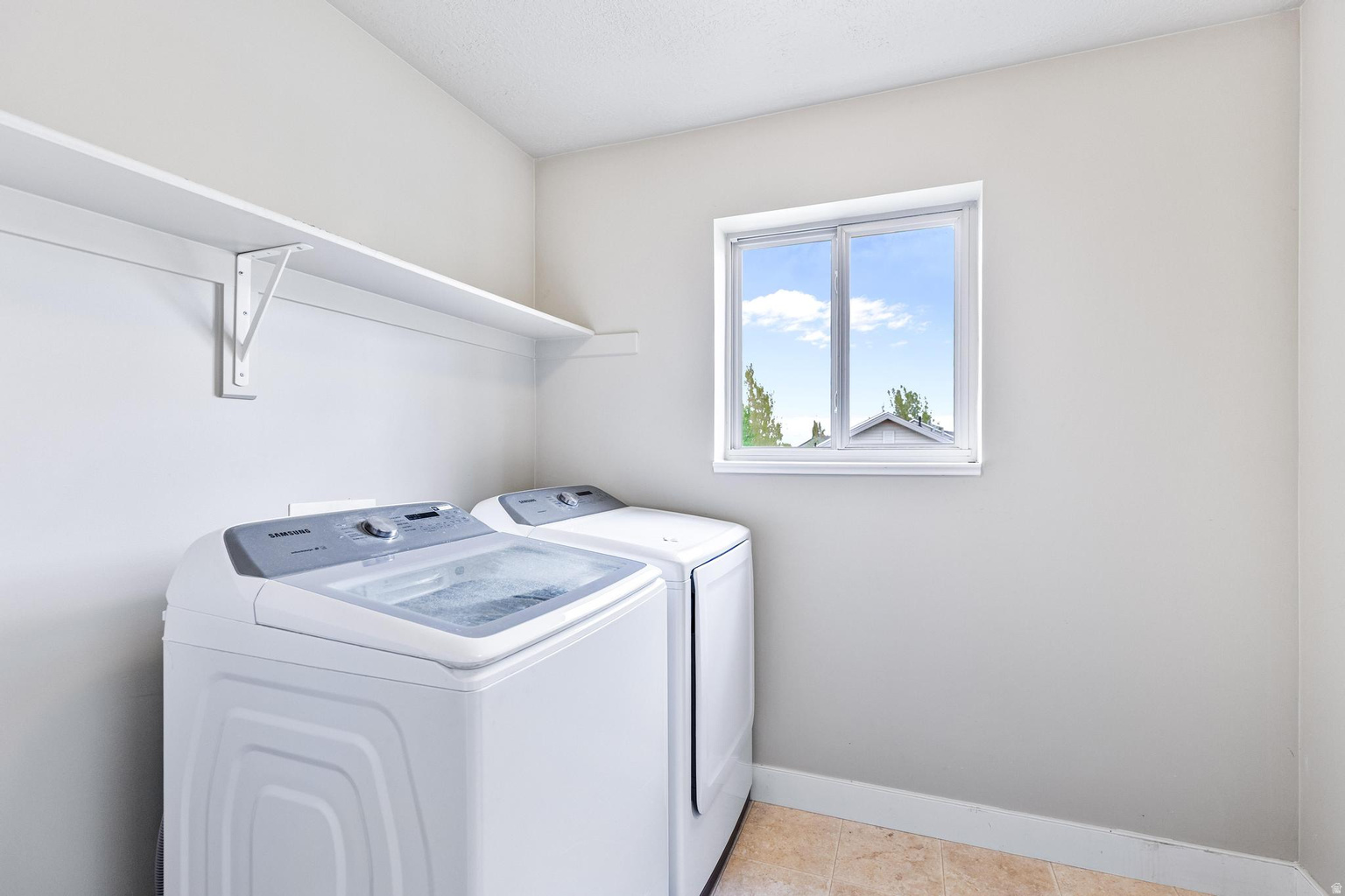 222 S 1170 E, Hyrum, UT, 84319