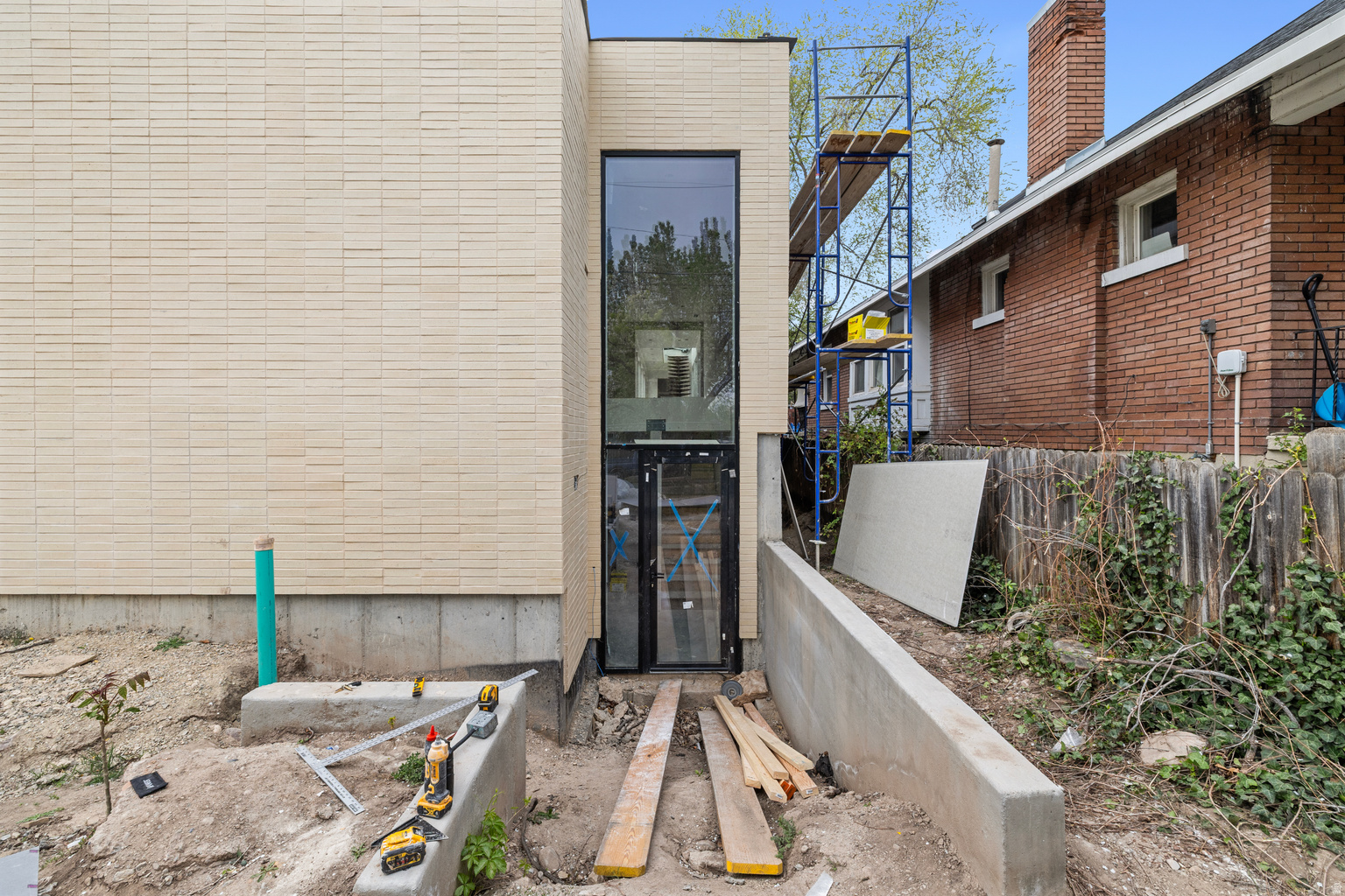 1163 E 1300 S UNIT A, Salt  Lake  City, UT, 84105