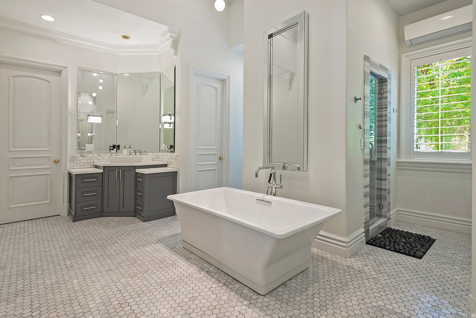 2227 E 5340 S, Holladay, UT, 84117