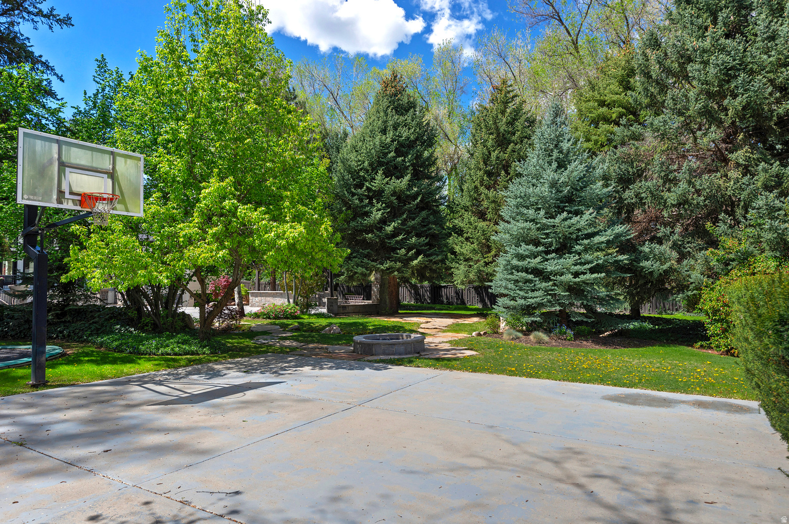 2227 E 5340 S, Holladay, UT, 84117
