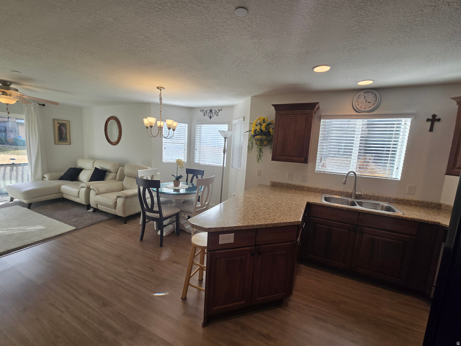 116 E RESACA DR UNIT F4, Sandy, UT, 84070