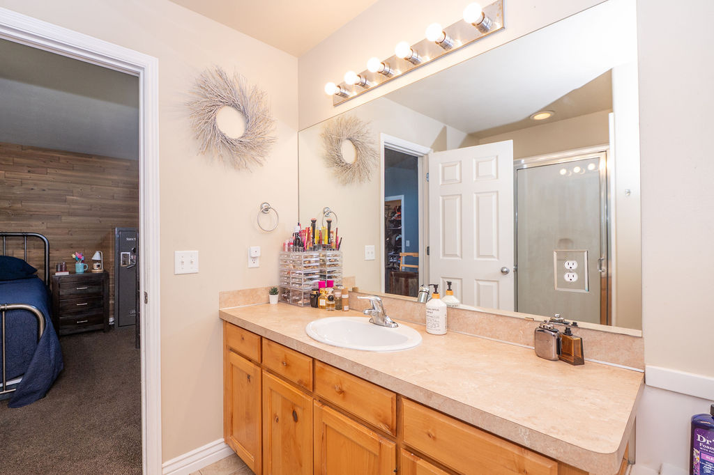 3328 W 1500 N, Clinton, UT, 84015