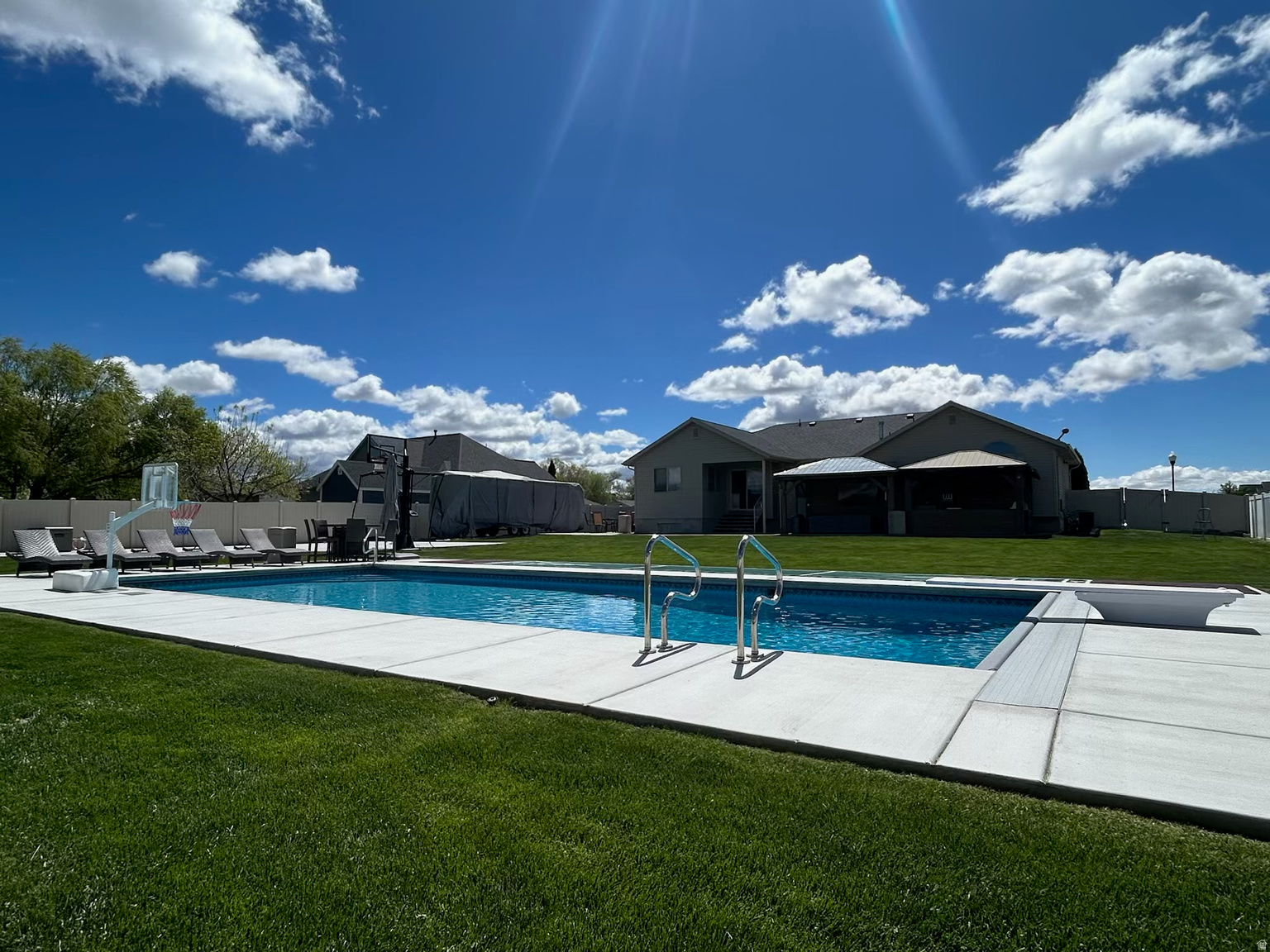 3328 W 1500 N, Clinton, UT, 84015