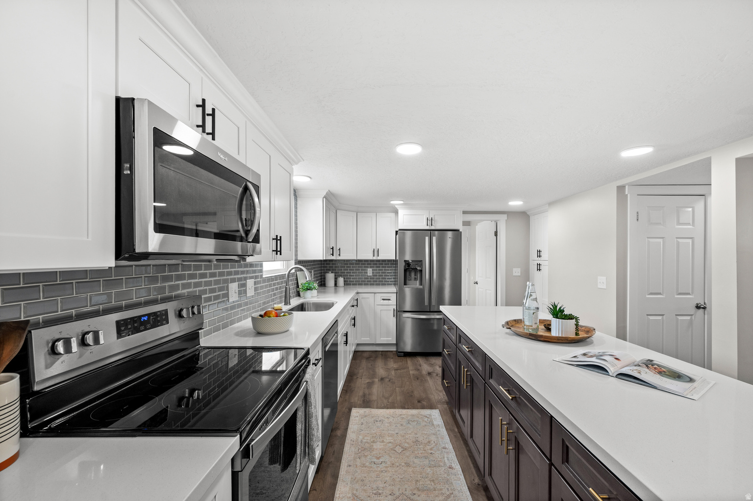 2435 FALCON WAY, Sandy, UT, 84093