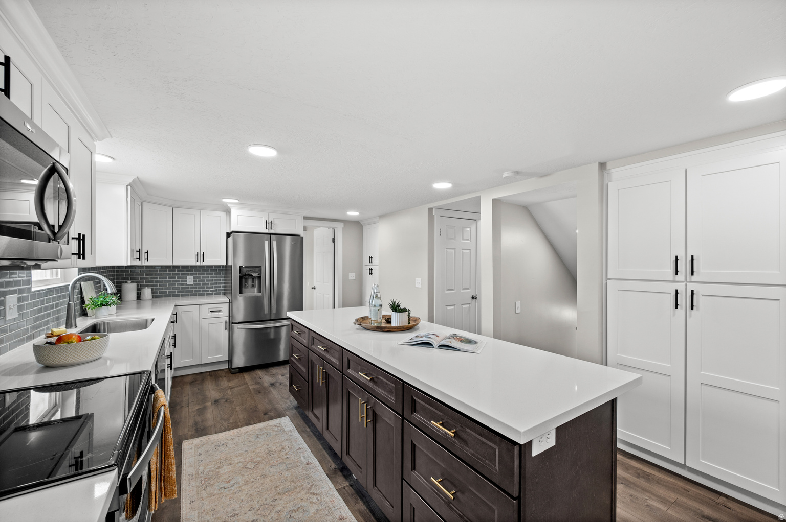 2435 FALCON WAY, Sandy, UT, 84093