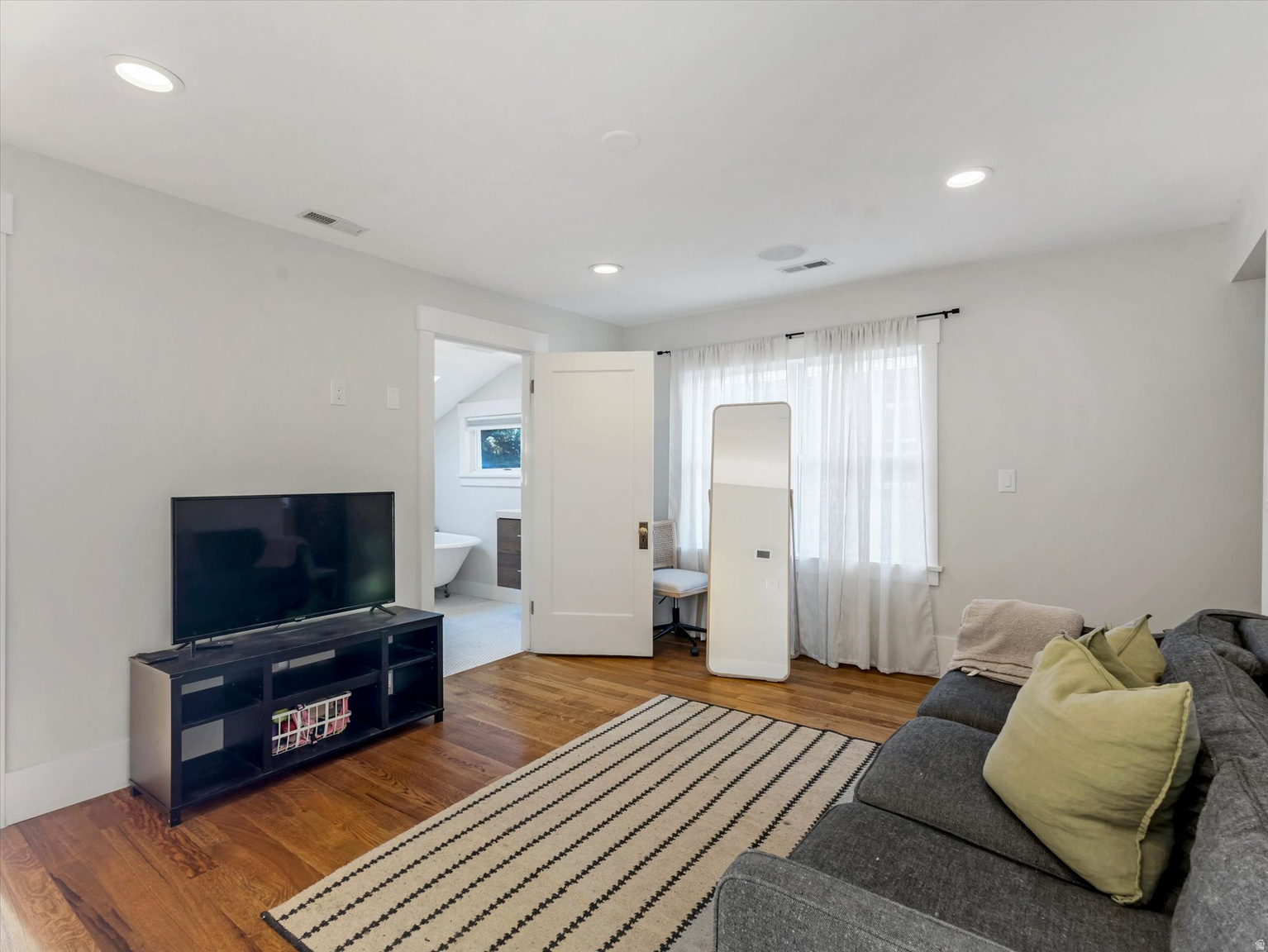 446 S 1200 E, Salt  Lake  City, UT, 84102