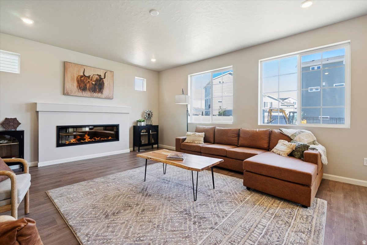 297 N ROUNDABOUT ST, Saratoga  Springs, UT, 84045