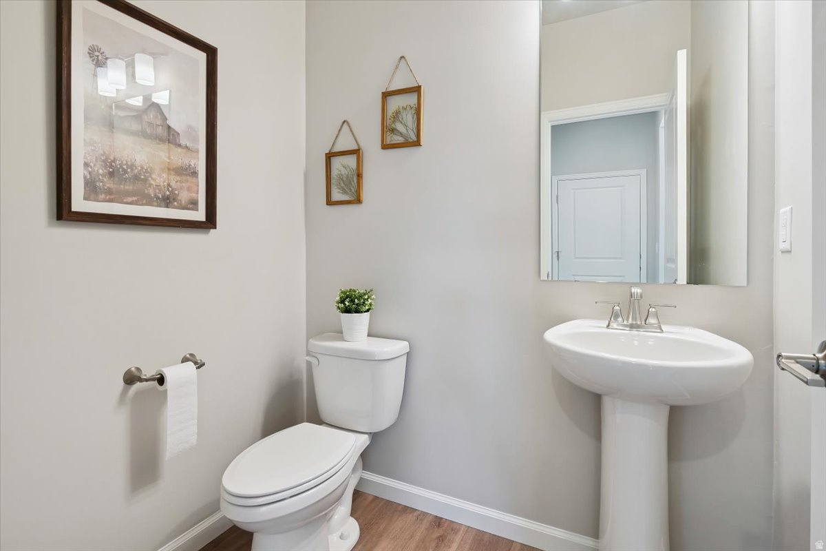 297 N ROUNDABOUT ST, Saratoga  Springs, UT, 84045