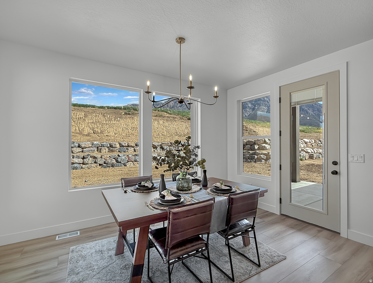 1286 W CARIBOU CT UNIT 100, Pleasant  View, UT, 84414