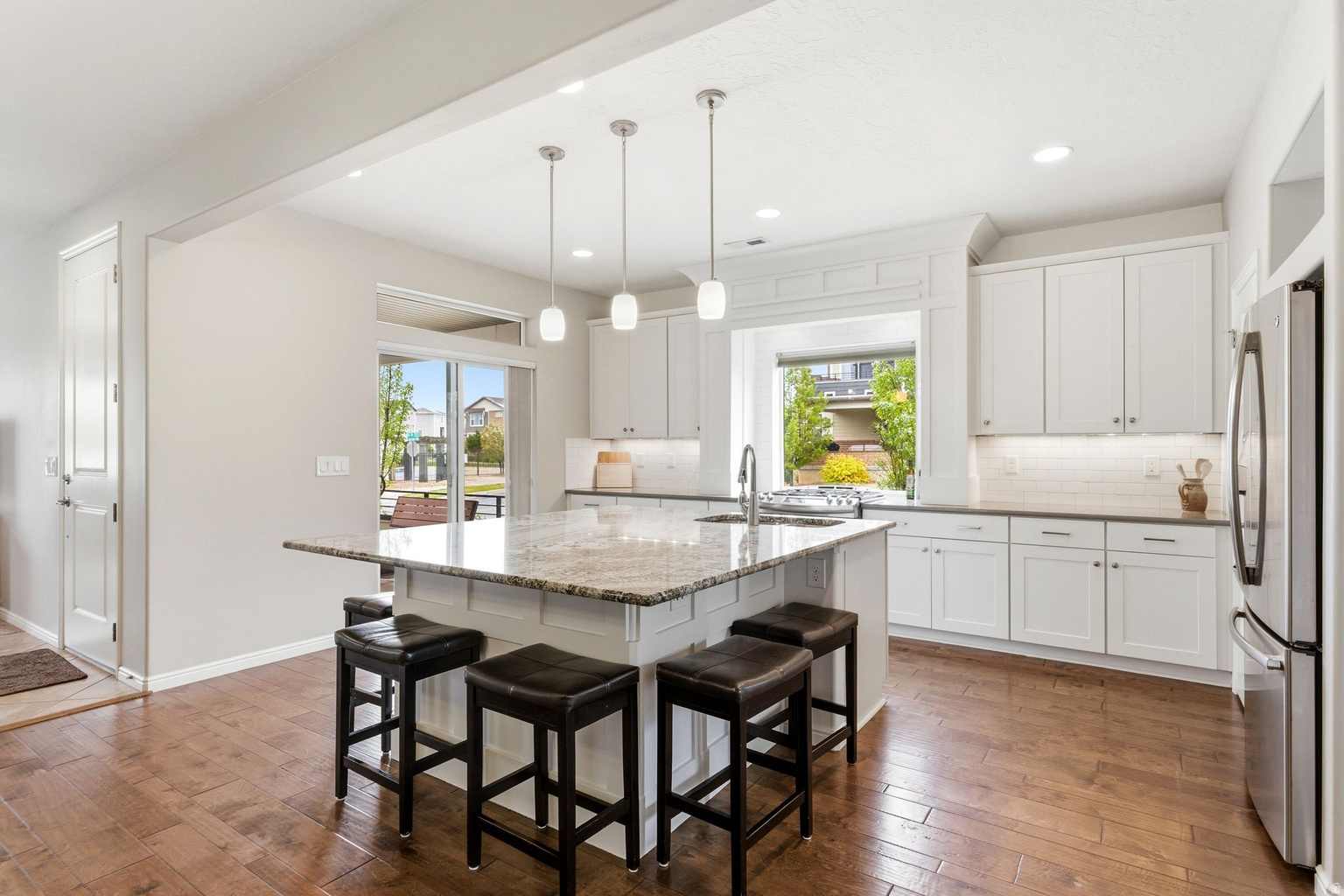 11 S RIO GRAND AVE, Farmington, UT, 84025